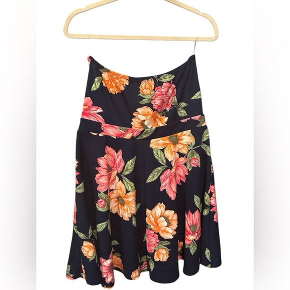 Floral Women's Top 1X - Picture 3 of 4